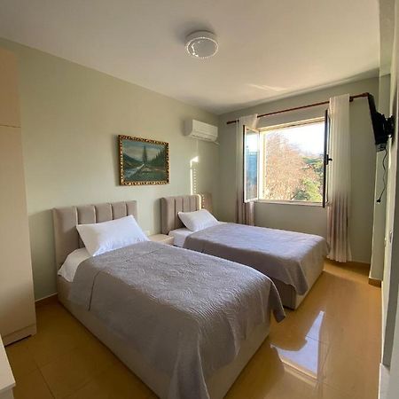 Central Park Rooms Tirana Eksteriør billede