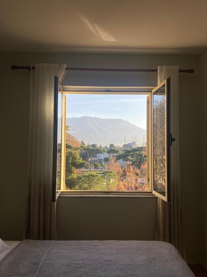 Central Park Rooms Tirana Eksteriør billede