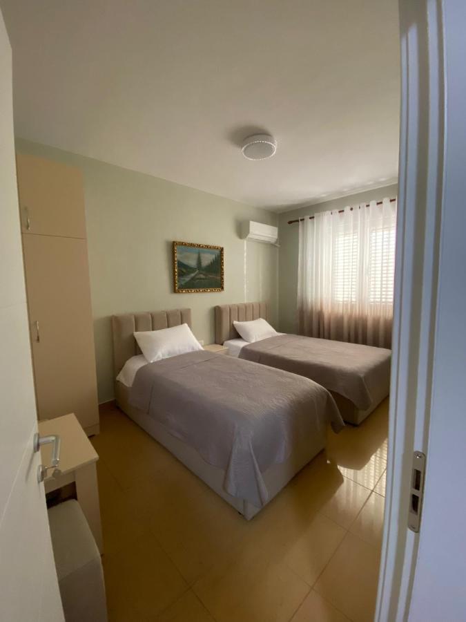 Central Park Rooms Tirana Eksteriør billede