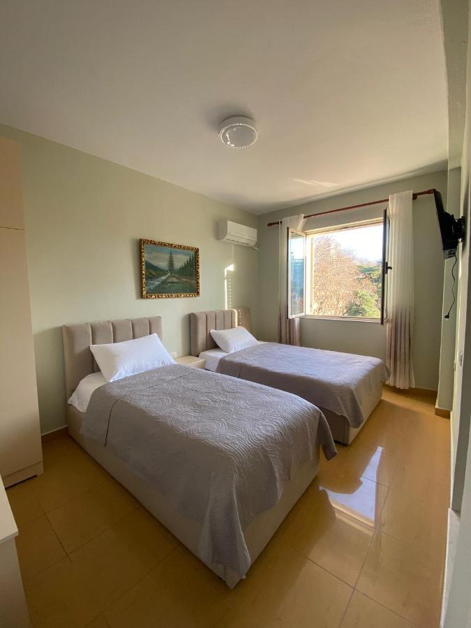 Central Park Rooms Tirana Eksteriør billede