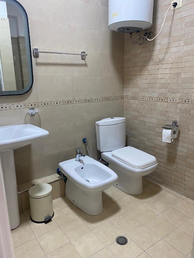 Central Park Rooms Tirana Eksteriør billede