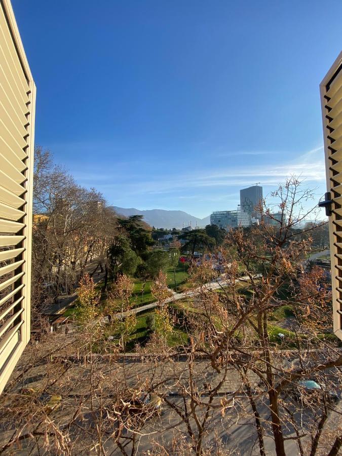 Central Park Rooms Tirana Eksteriør billede